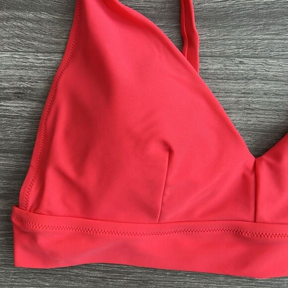 AERIE Scoop Bikini Top Size XL Berry Red VNeck Removable Pads Colorful Retro NWT - Picture 3 of 7